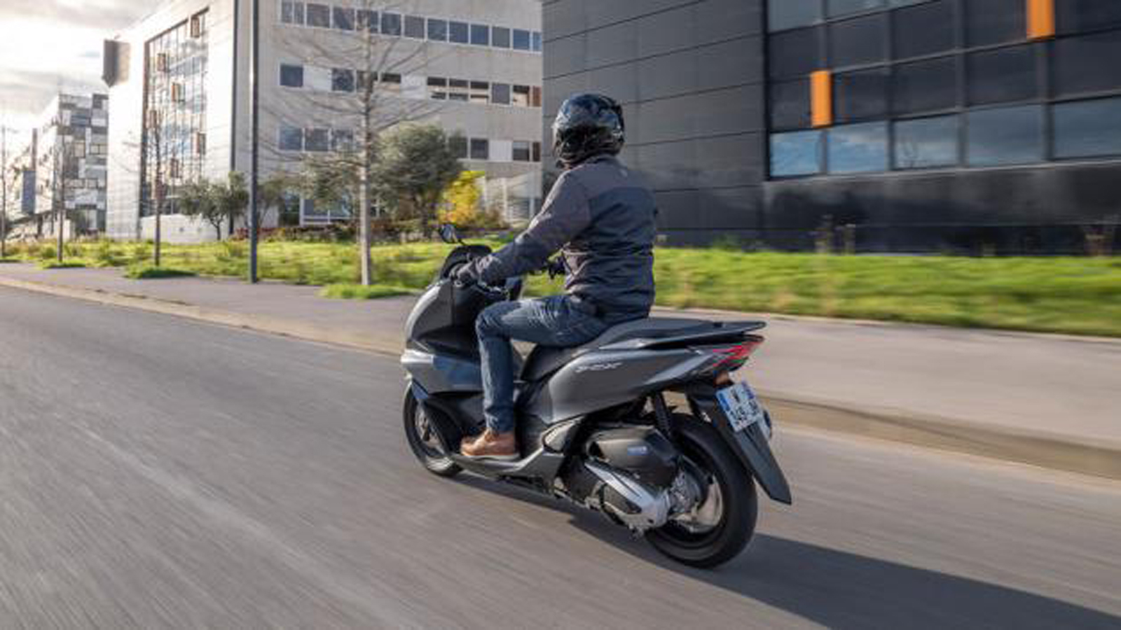 Ταξινομήσεις Μαρτίου: Top 10 scooter
